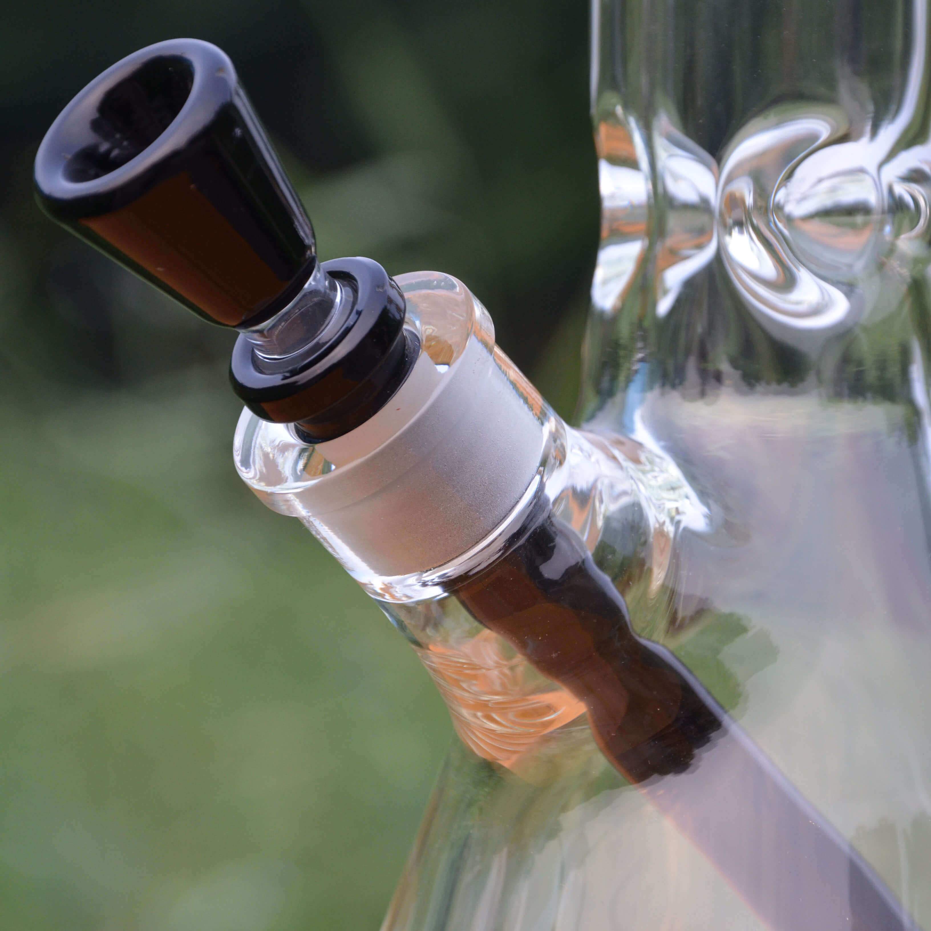 DOWNSETEM BEAKER BONG | CALIBEAR Water Pipe Calibear 